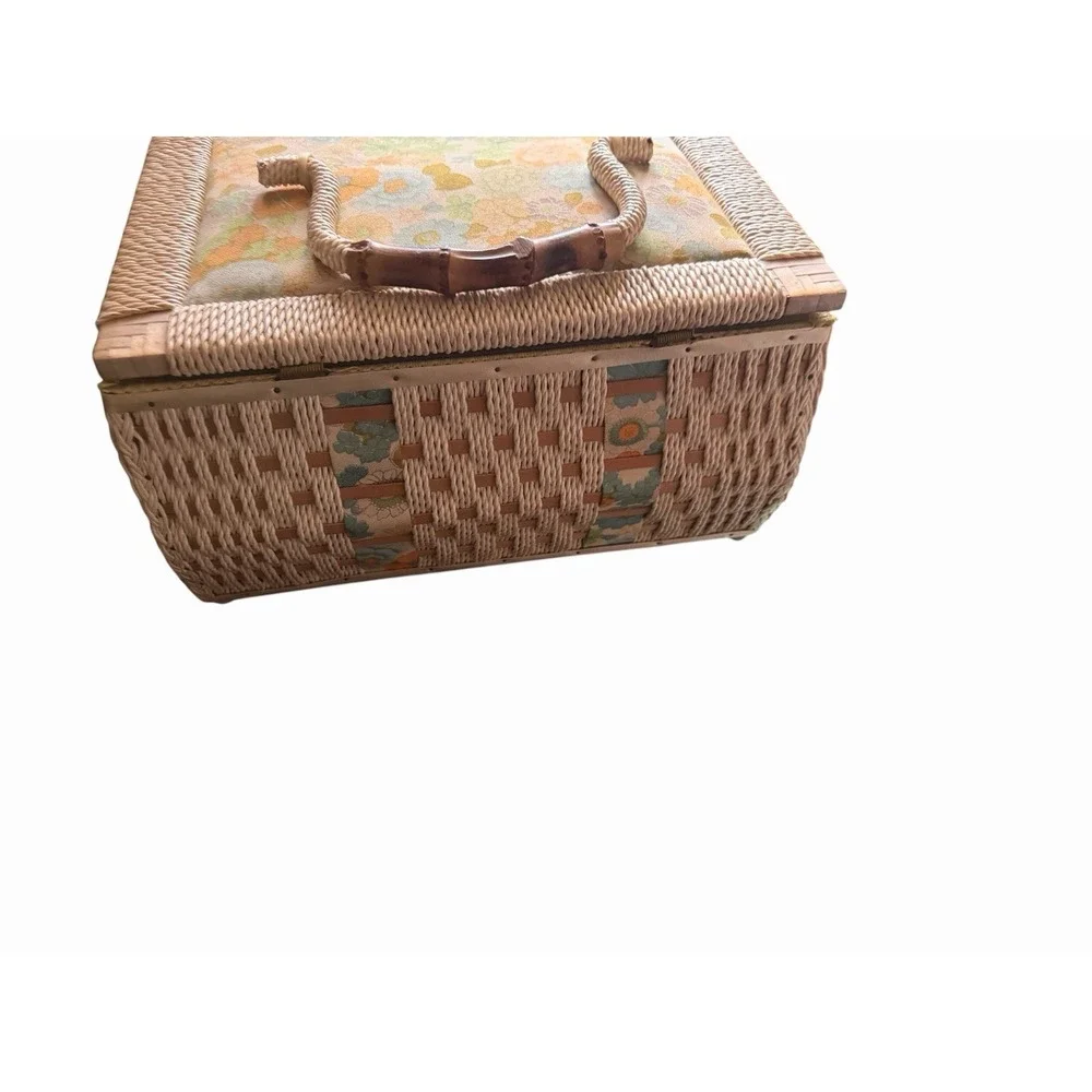 VTG JC Penney Wicker Sewing Basket Padded Embroidered Flower Lid. Full Of Stuff